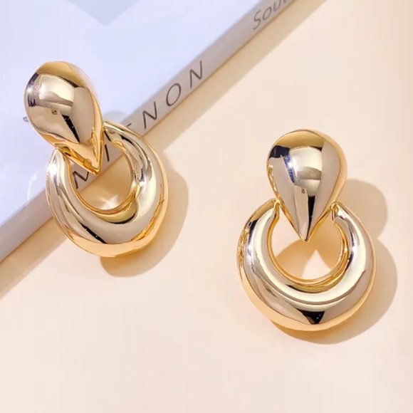 Contemporary Gold Geometric Drop Earrings NEW - Picture 5 of 5